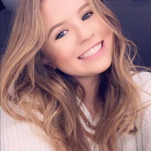 Meet your Posher, Cora